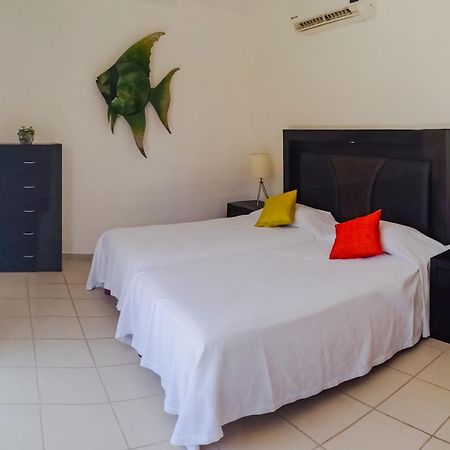 Azul Mar Diving And Lodge 莫雷洛斯港 外观 照片